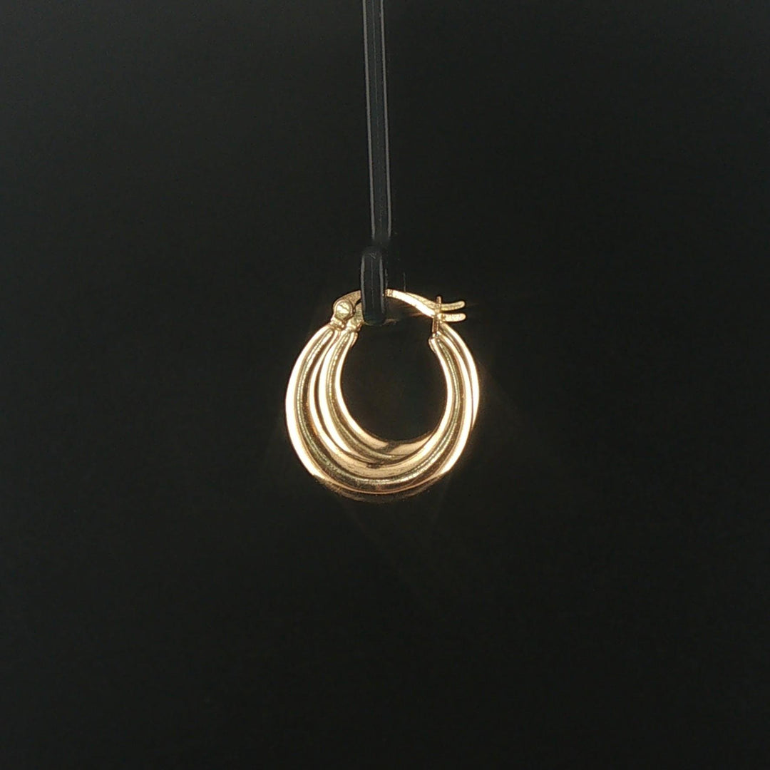 18k Yellow Gold 1.8g Light Polished Hoop Earrings