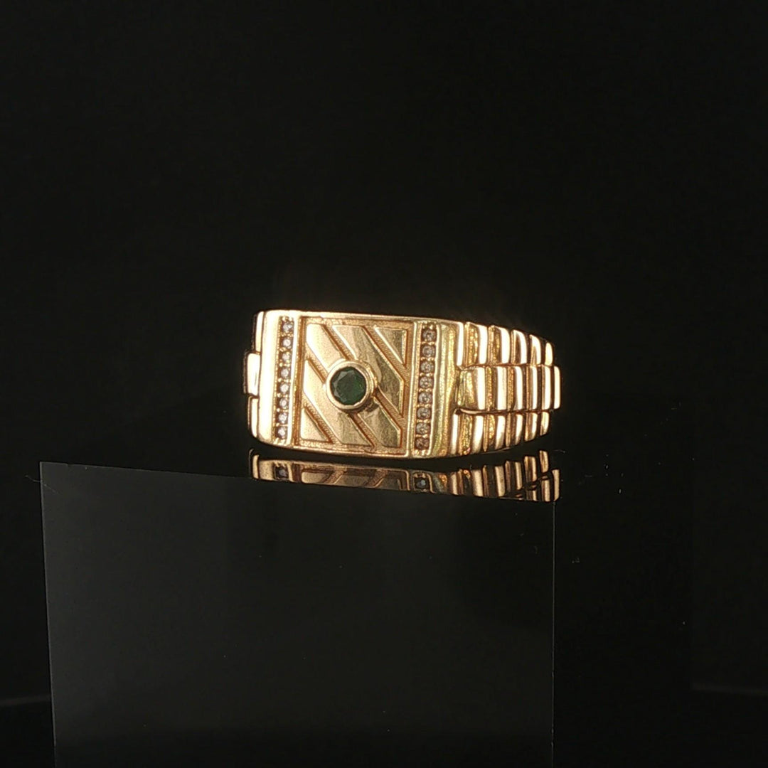 18k Yellow Gold Emerald and Diamond Men's Ring Size 10.25