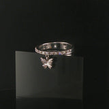 18k White Gold and 0.15cttw Diamond Butterfly Charm Band Ring Italy Size 7.5