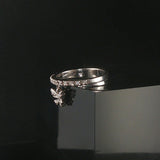 18k White Gold and 0.15cttw Diamond Butterfly Charm Band Ring Italy Size 7.5