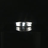 18k White Gold and 0.15cttw Diamond Butterfly Charm Band Ring Italy Size 7.5