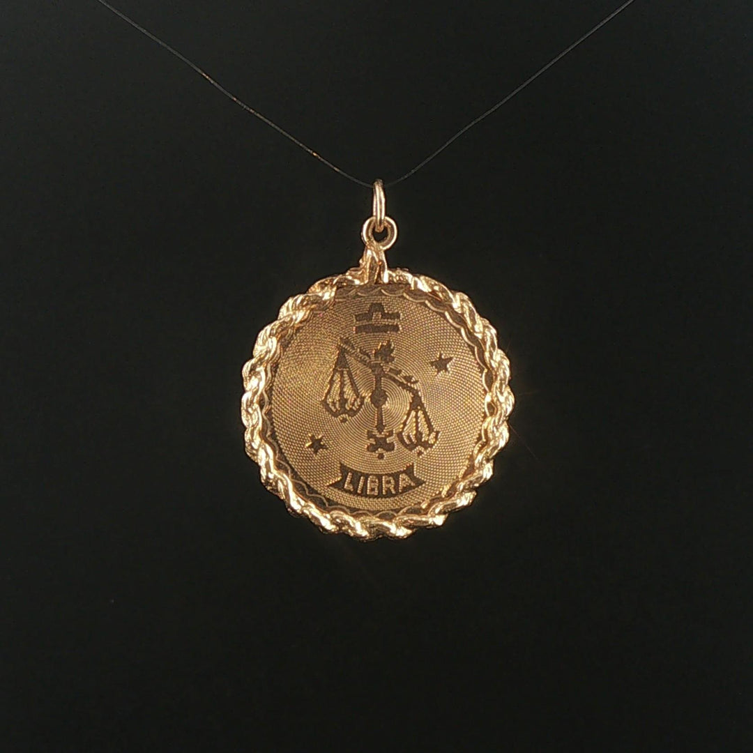14k Yellow Gold 4.8g Solid Vintage Rope Border Libra Charm Pendant 1.5"