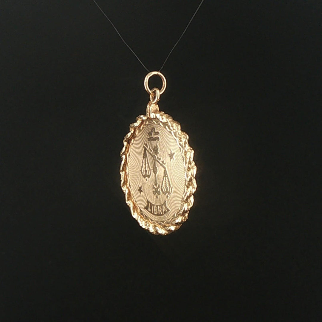 14k Yellow Gold 4.8g Solid Vintage Rope Border Libra Charm Pendant 1.5"