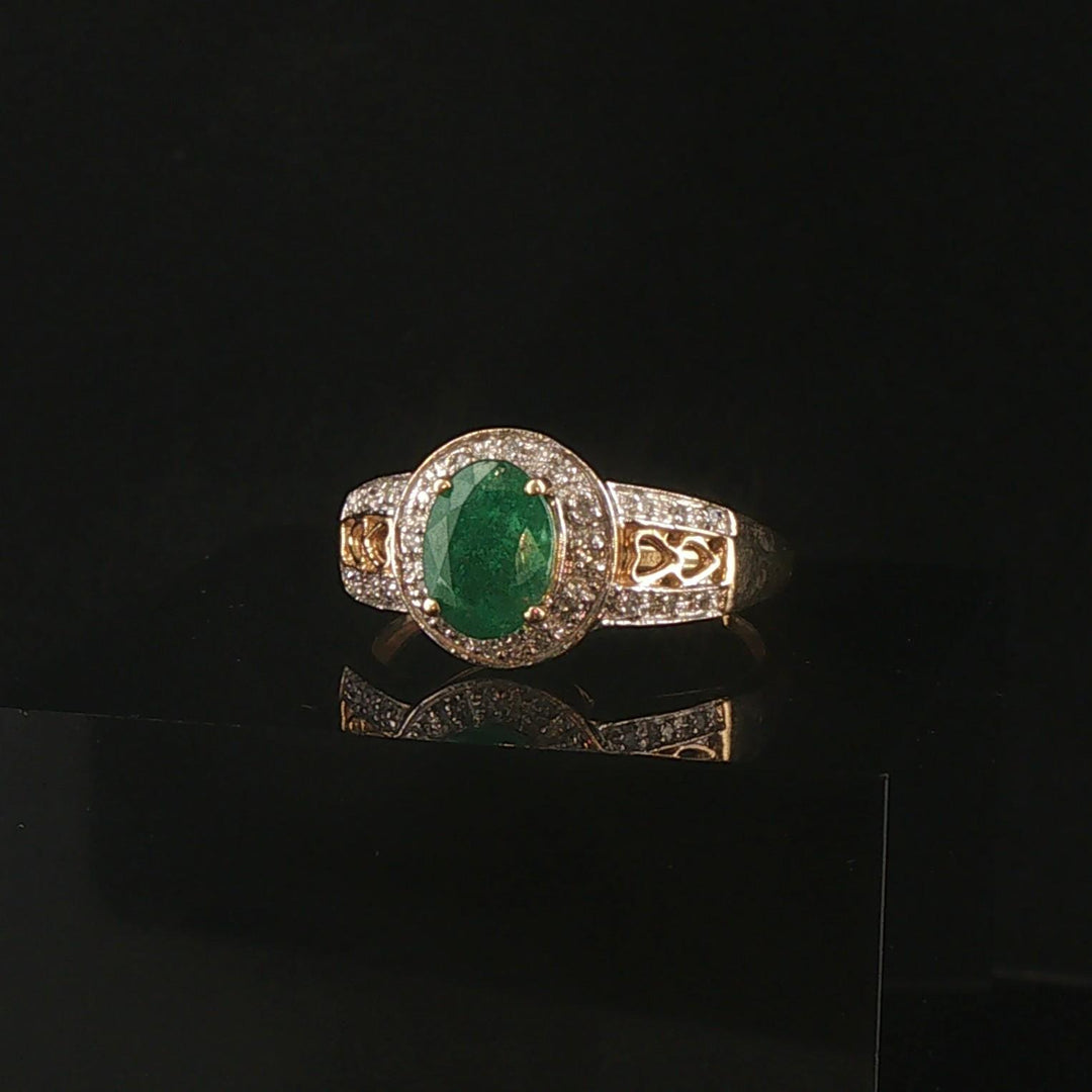 14k Yellow and White Gold Emerald and Diamond Ladies Fancy Ring Size 9