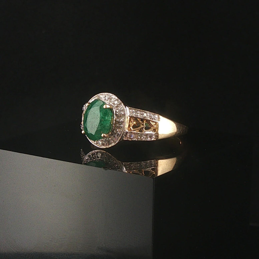 14k Yellow and White Gold Emerald and Diamond Ladies Fancy Ring Size 9