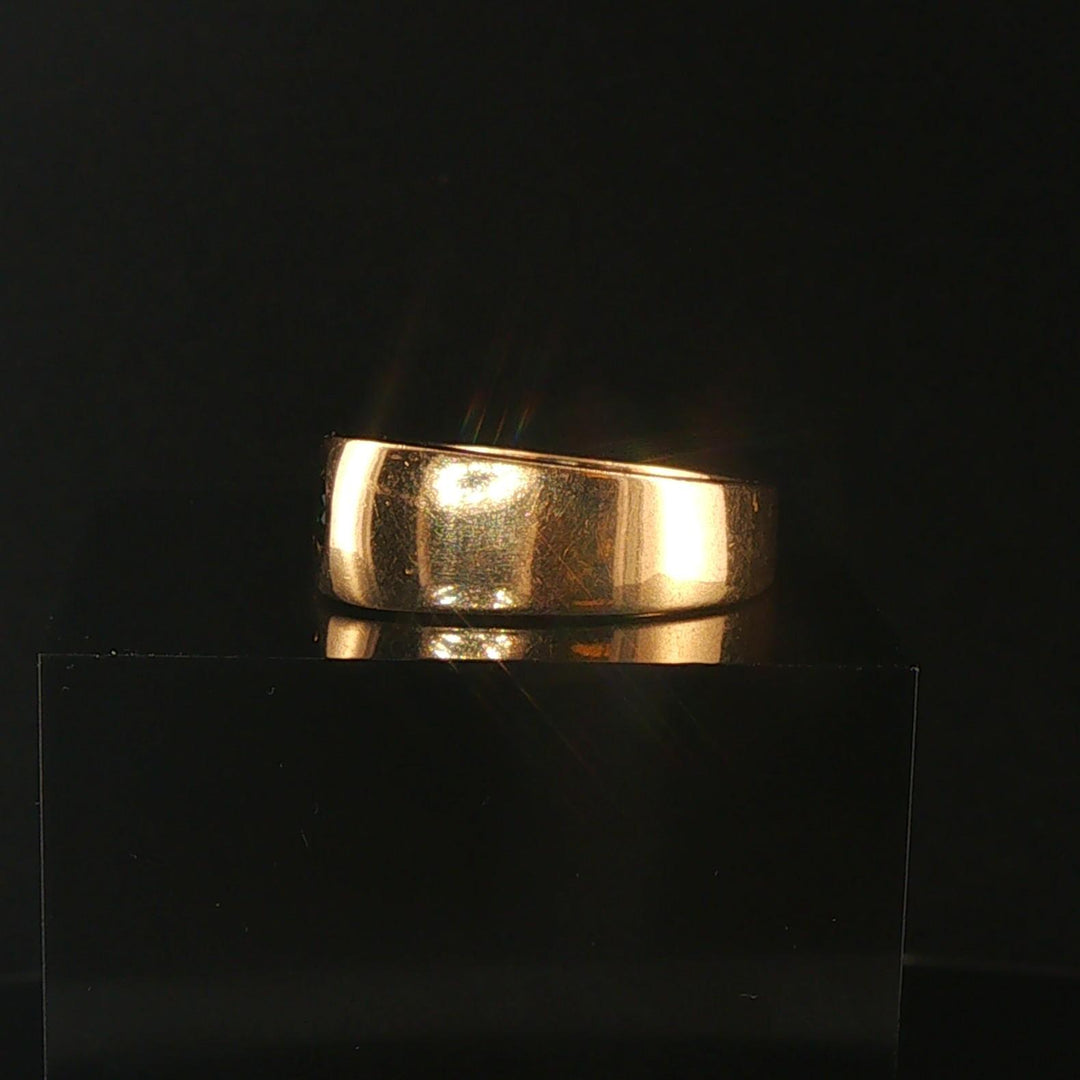 14k Yellow Gold and Emerald Men's Solid Squared Ring Size 9