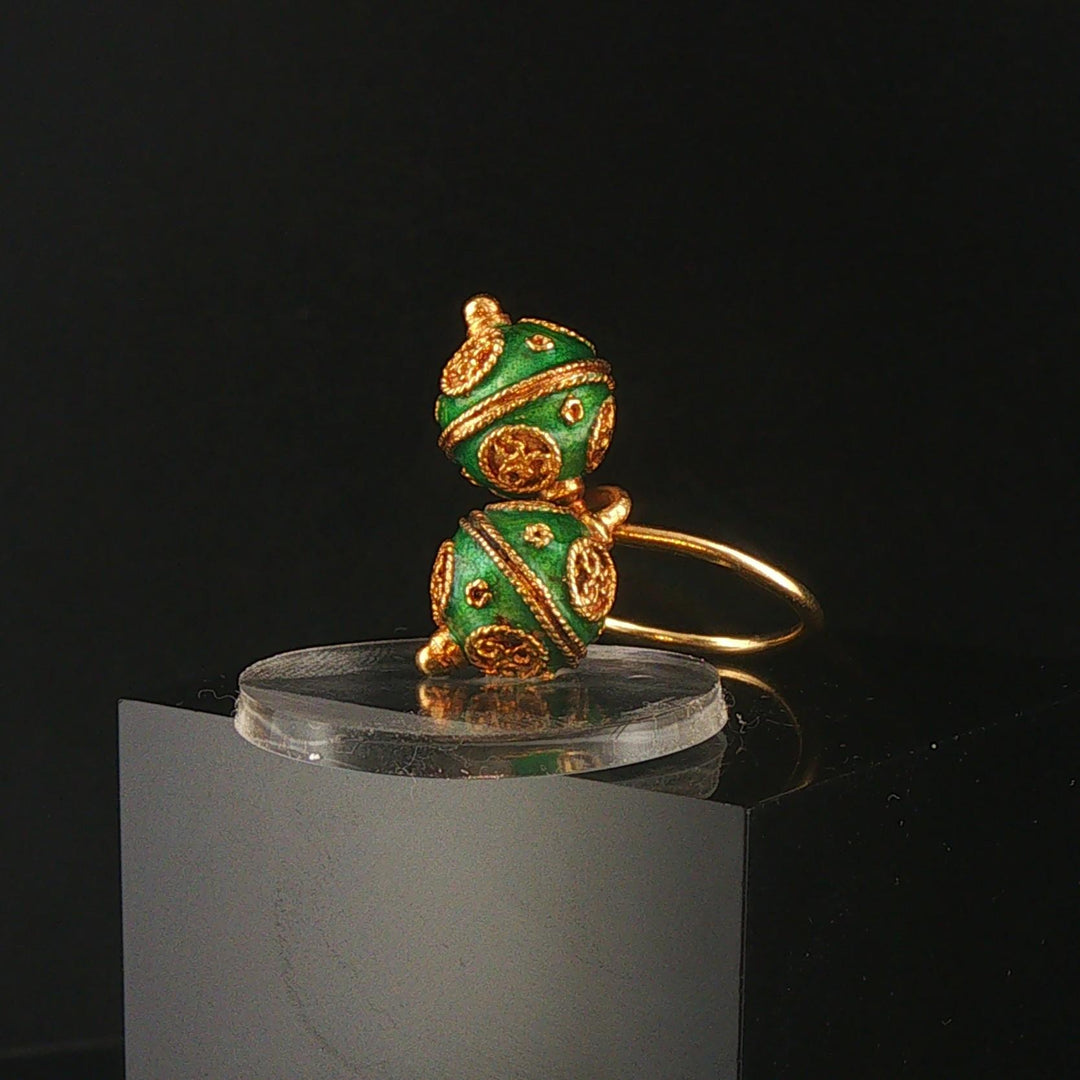 18k Yellow Gold and Green Enamel Vintage Bypass Ball Ring Size 3.5