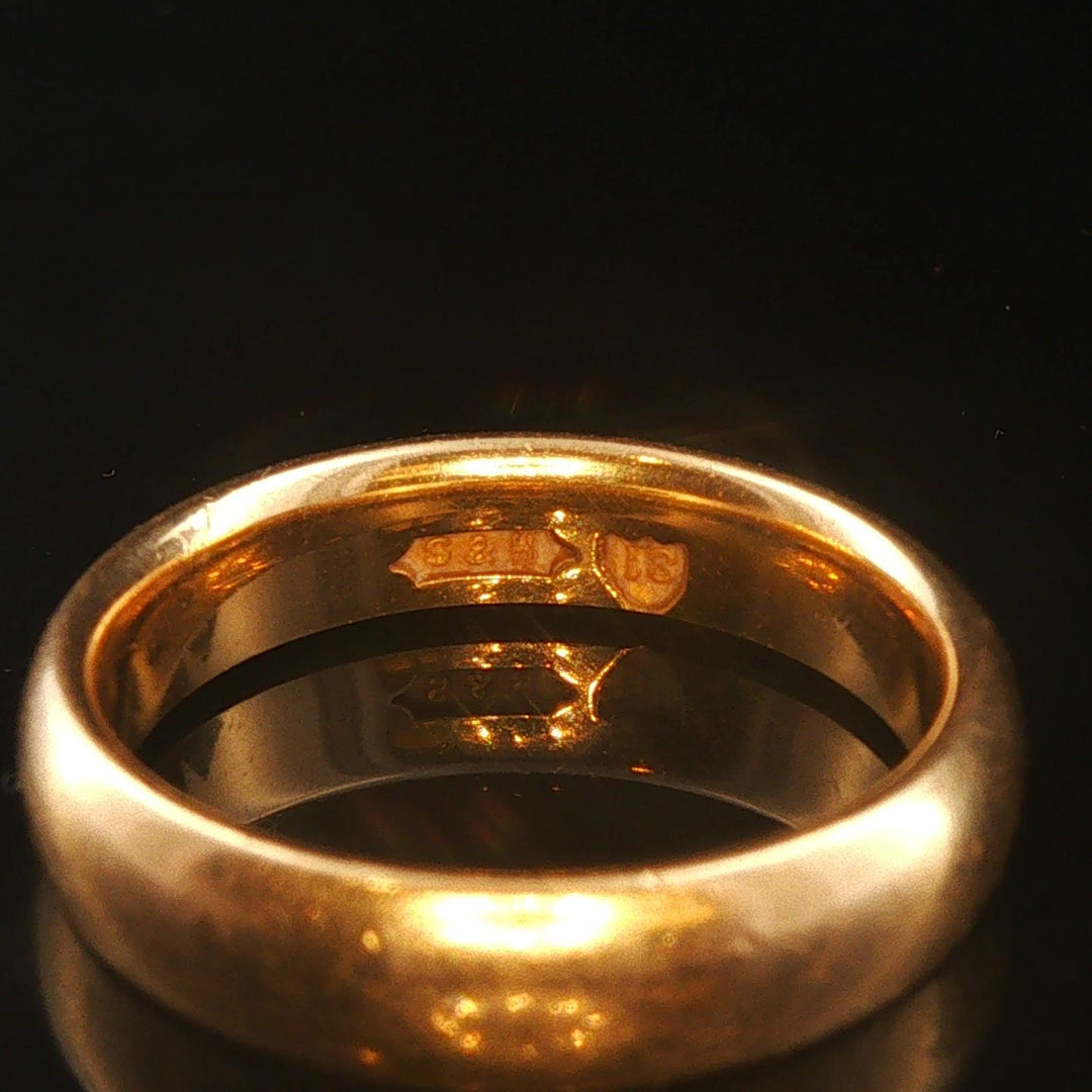 18k Yellow Gold 6.2g Vintage Solid Polished 4.2mm Band Ring Size 6