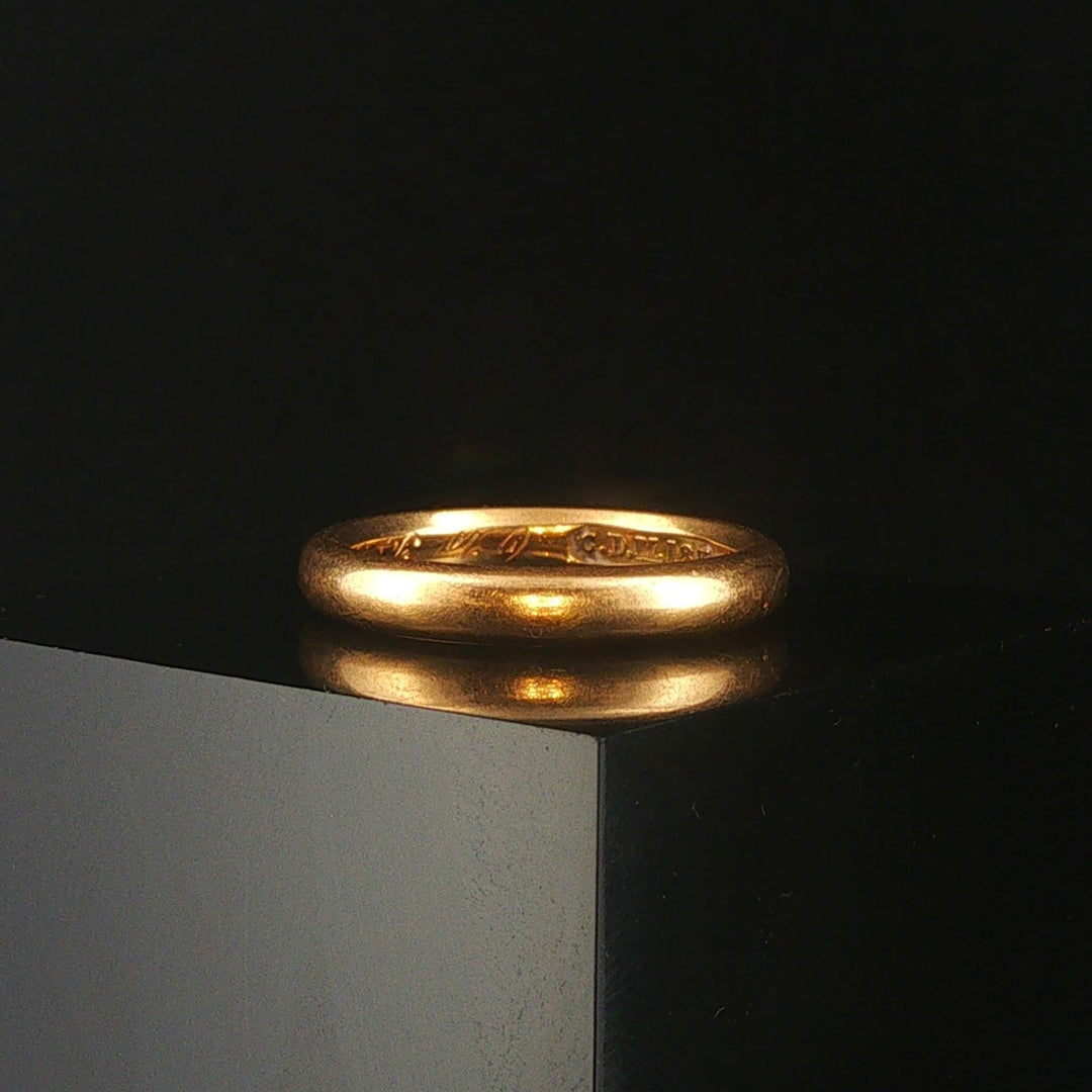 Antique 18k Yellow Gold 5.3g Vintage Solid Polished 3.5mm Band Ring Size 7.5