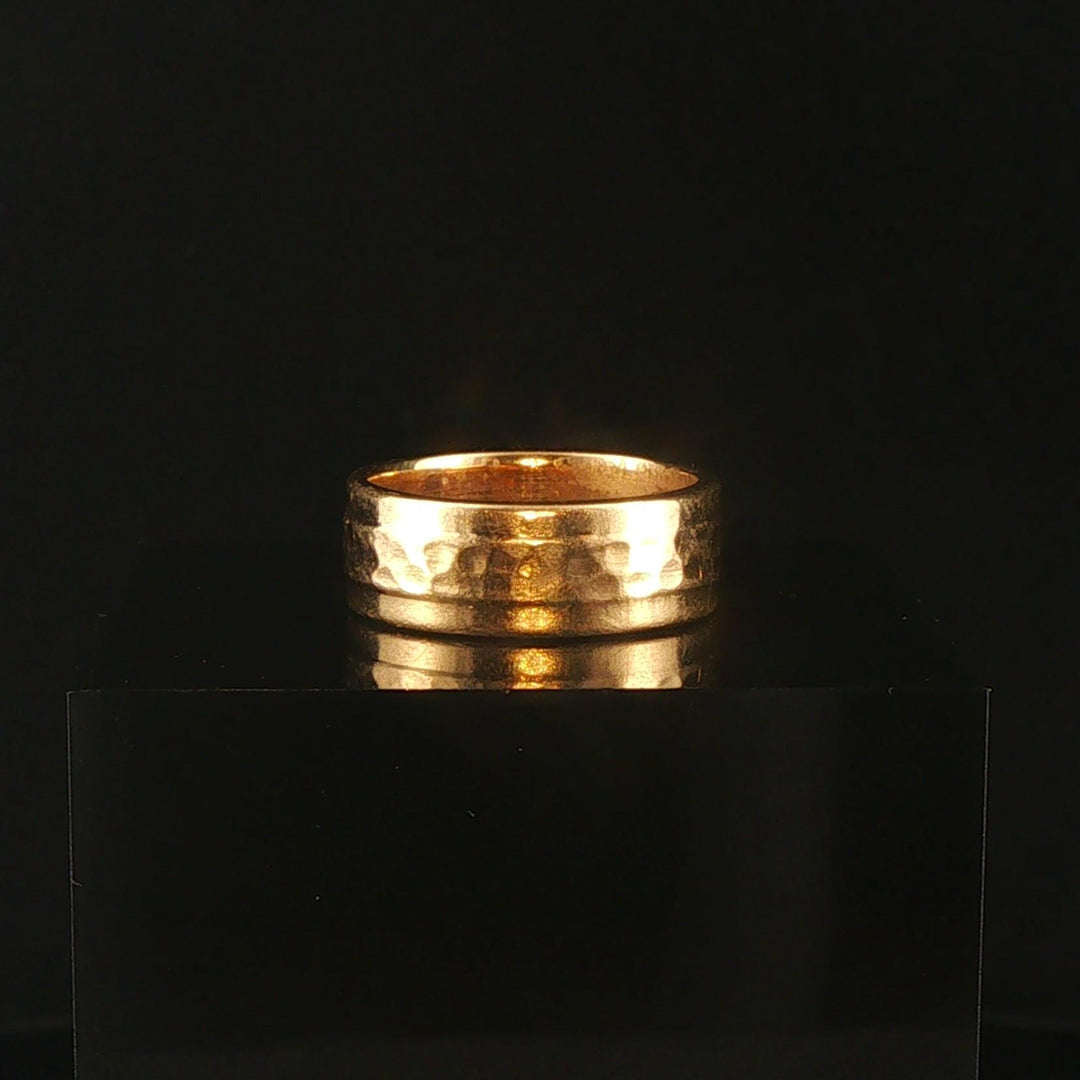 18k Yellow Gold 6.7g Vintage Solid Hammered 6.5mm Band Ring Size 5.5