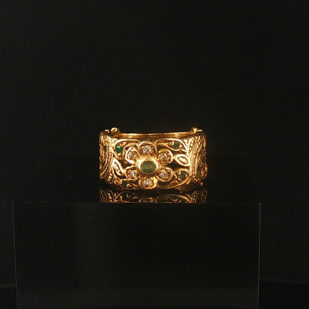 14k Yellow Gold Emerald and Diamond Vintage Band Ring Size 4.75