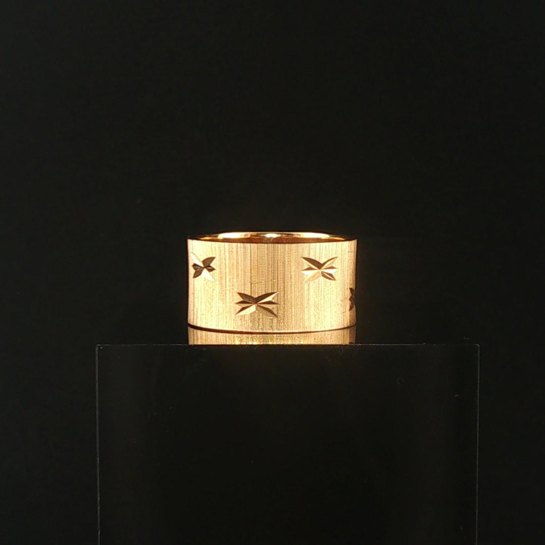 14k Yellow Gold 8g Solid Satin Finish Diamond Cut Starburst Band Ring Size 6.5