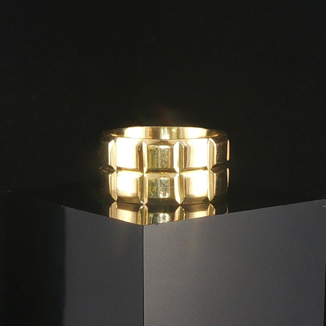 18k Yellow Gold 16.4g Solid Heavy 11mm Square Design Band Ring Size 9