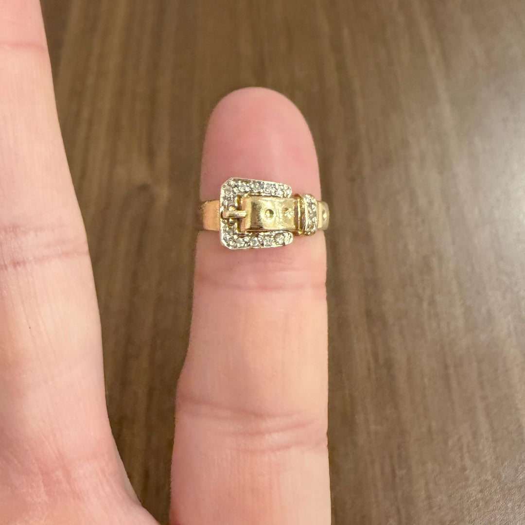 14k Yellow Gold and Diamond 2.4g Small Vintage Buckle Ring Size 4.25