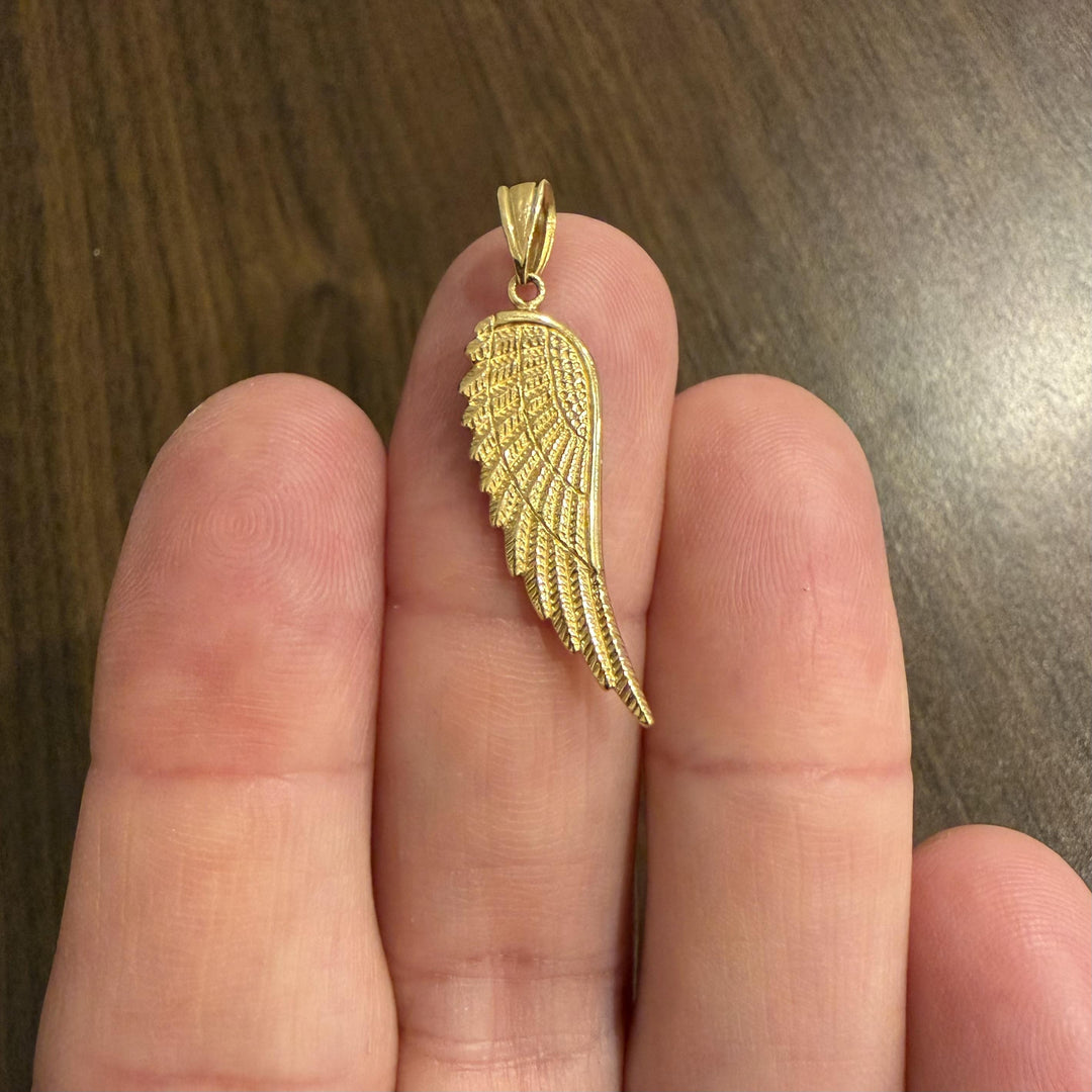 18k Yellow Gold 2.1g Textured Angel Wing Pendant 1.5"