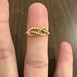 14k Yellow Gold and 3.3g Ladies Vintage Knot Rope Ring Size 6