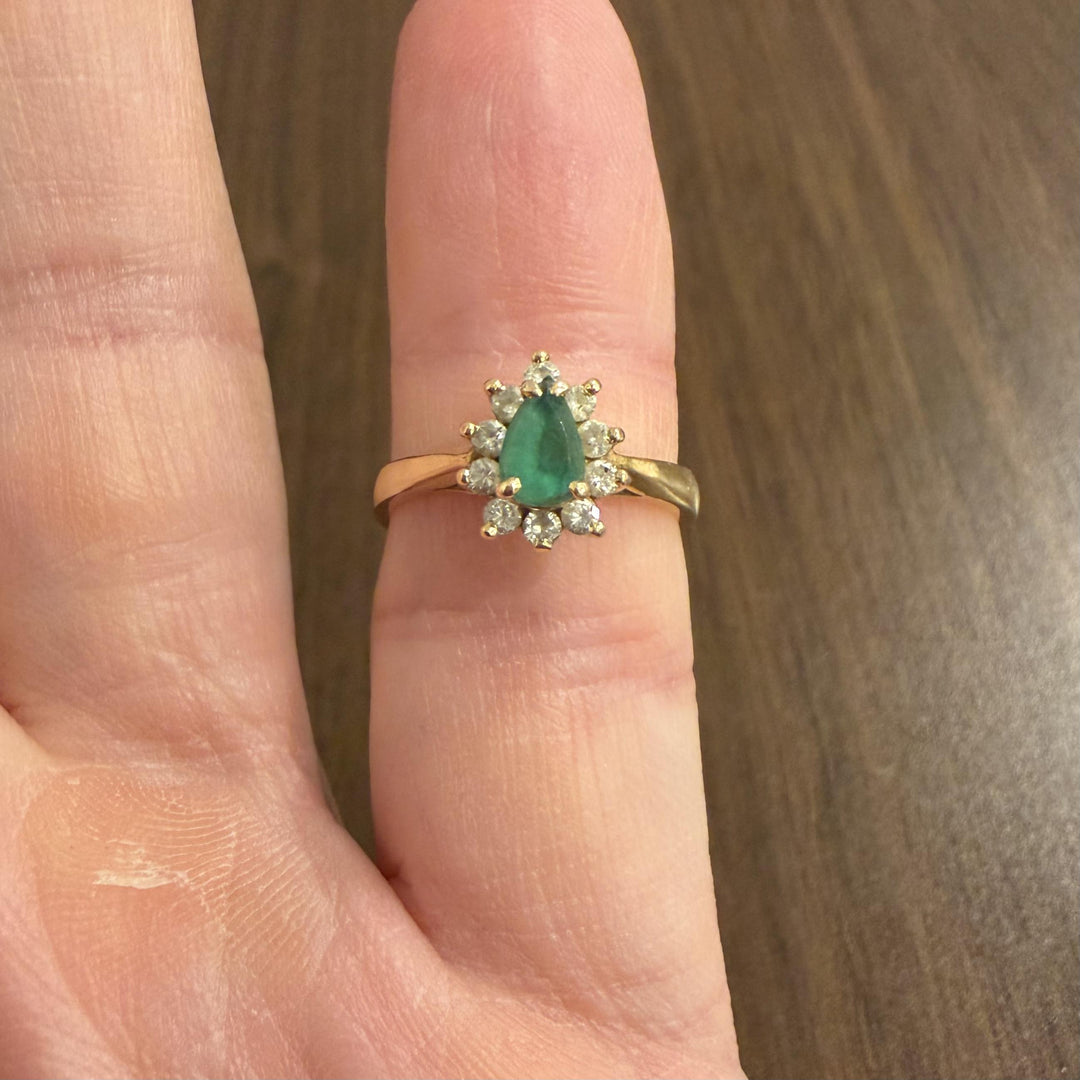 14k Yellow Gold Emerald and Diamond Halo Ladies Ring Size 6.5