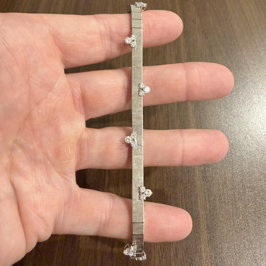 18k White Gold and 1.20cttw Diamond Brushed Finish Vintage Link Bracelet 7.25"