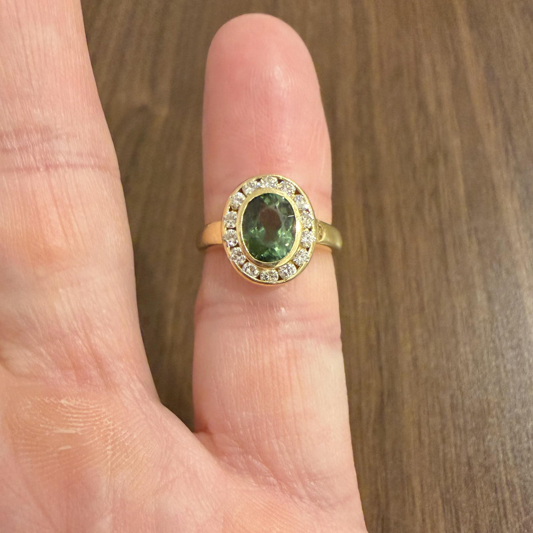 18k Yellow Gold Green Tourmaline and Diamond Halo Ring Size 4.5