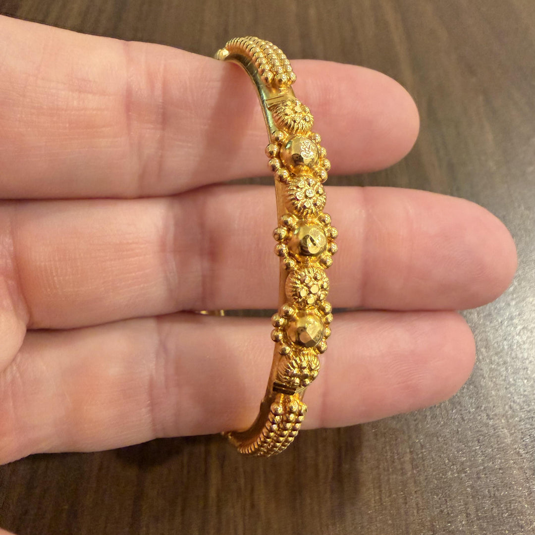 22k Yellow Gold 14.9g Solid Beaded Vintage Slip On Bangle Bracelet 7"