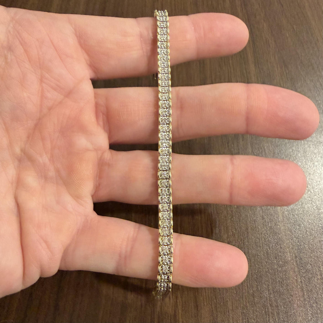 14k Yellow and White Gold 0.70cttw Diamond Fancy Link Bracelet 7"