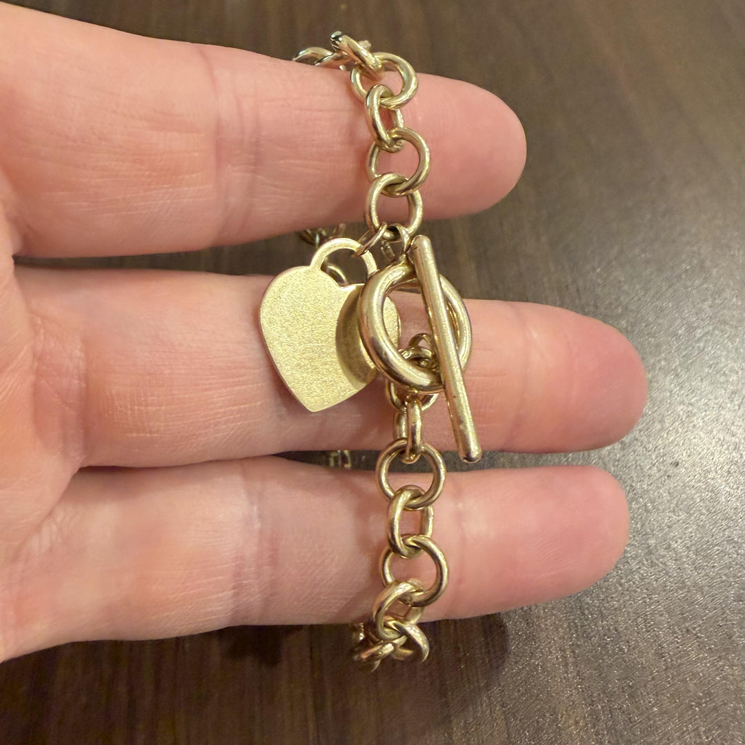 14k Yellow Gold 11.9g Hollow Cable Link Bracelet with Heart Charm Toggle 7"