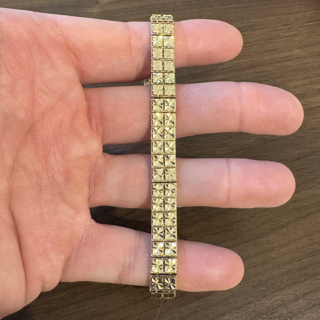 14k Yellow Gold 15g Solid Ladies 9mm Squared Diamond Cut Circle Bracelet 7"