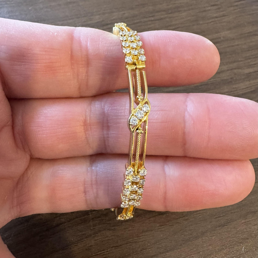 18k Yellow Gold and 4.66cttw Diamond Solid Heavy 25.7g Bangle Bracelet 7.25"