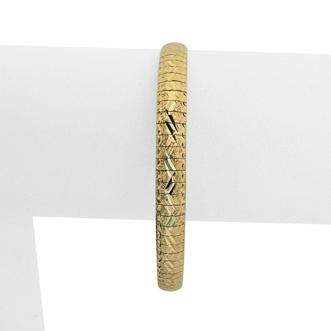 14k Yellow Gold 13.6g Solid Textured Diamond Cut Omega Link Bracelet Italy 7"
