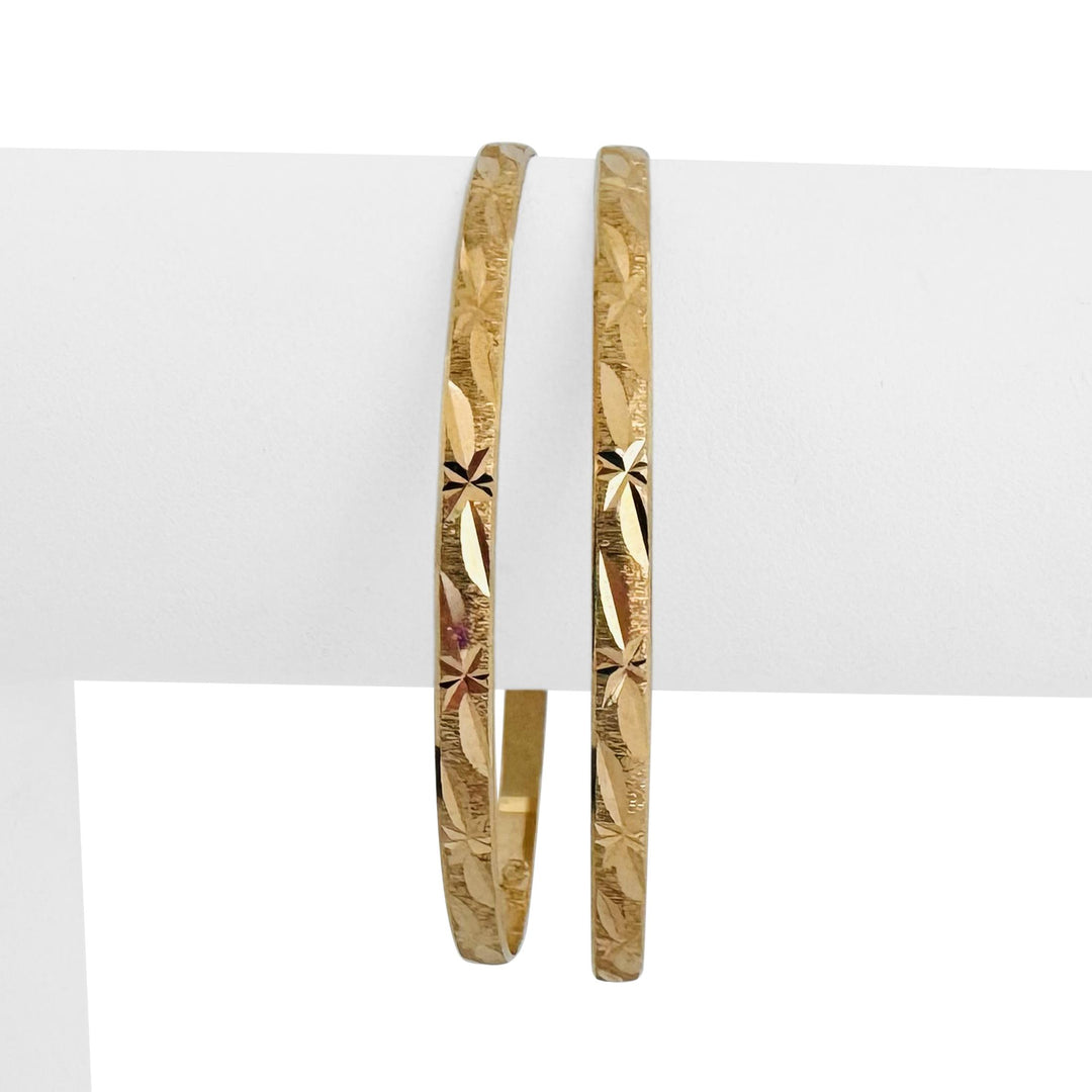 Pair of 18k Yellow Gold 16.7g Solid Vintage Diamond Cut Bangle Bracelets 7.75"