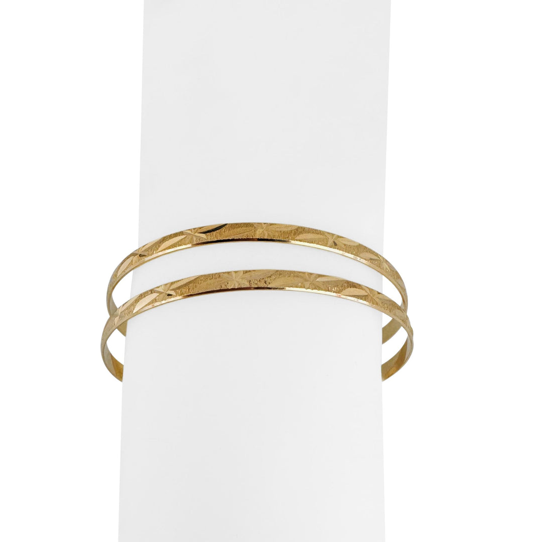 Pair of 18k Yellow Gold 16.7g Solid Vintage Diamond Cut Bangle Bracelets 7.75"