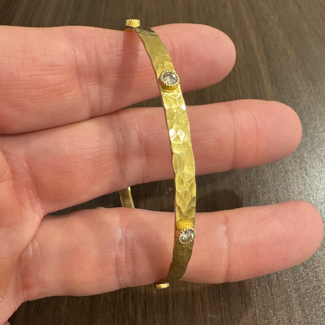 18k Yellow Gold and 0.70cttw Diamond 13.7g Vintage Hammered Bangle Bracelet 8"