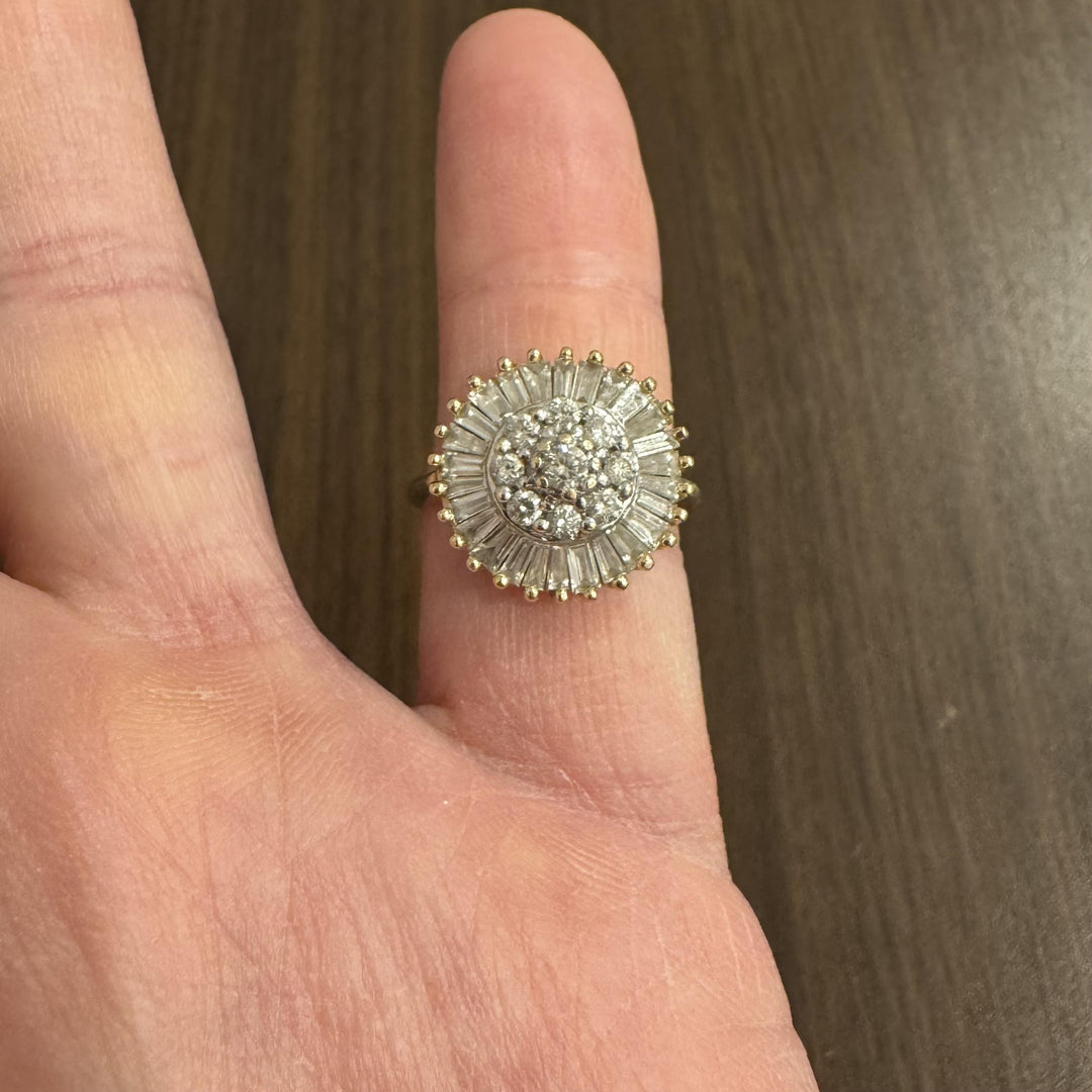 14k Yellow Gold and 2cttw Round and Baguette Diamond Vintage Ring Size 8