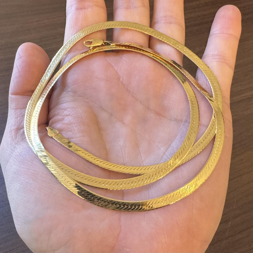 18k Yellow Gold 20.6g Solid Long 5mm Herringbone Link Necklace Italy 30"