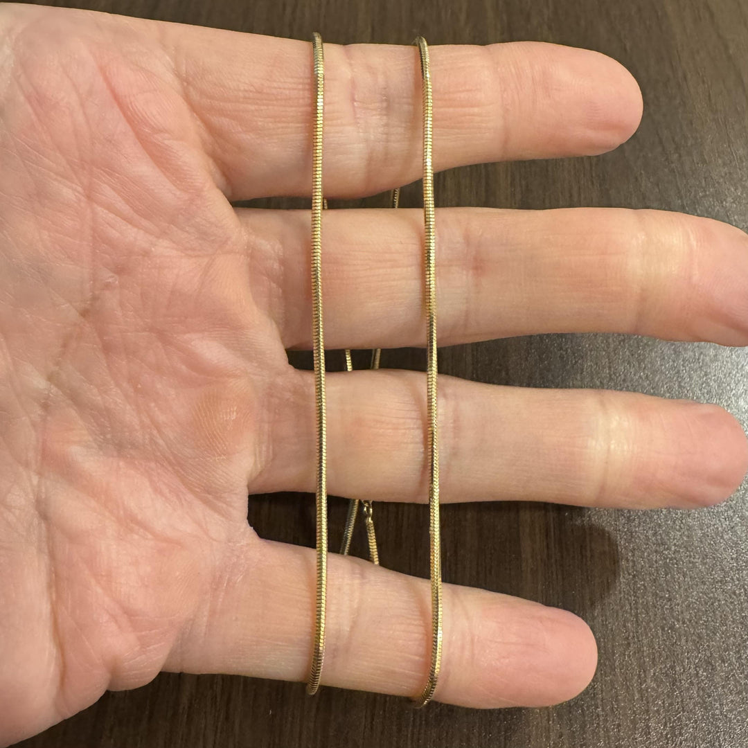 14k Yellow Gold 7.9g Solid Thin 1.5mm Round Snake Link Necklace Italy 18"