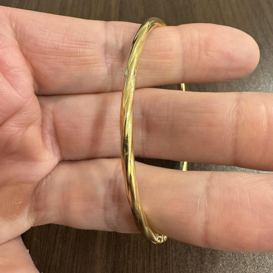 14k Yellow Gold 4.8g Hollow Light 3mm Twisted Spiral Bangle Bracelet Italy 7"