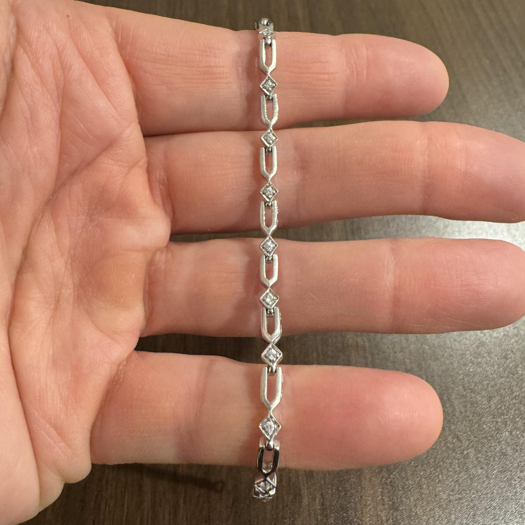 18k White Gold and Cubic Zirconia 9.6g Ladies Fancy Link Bracelet 7.5"