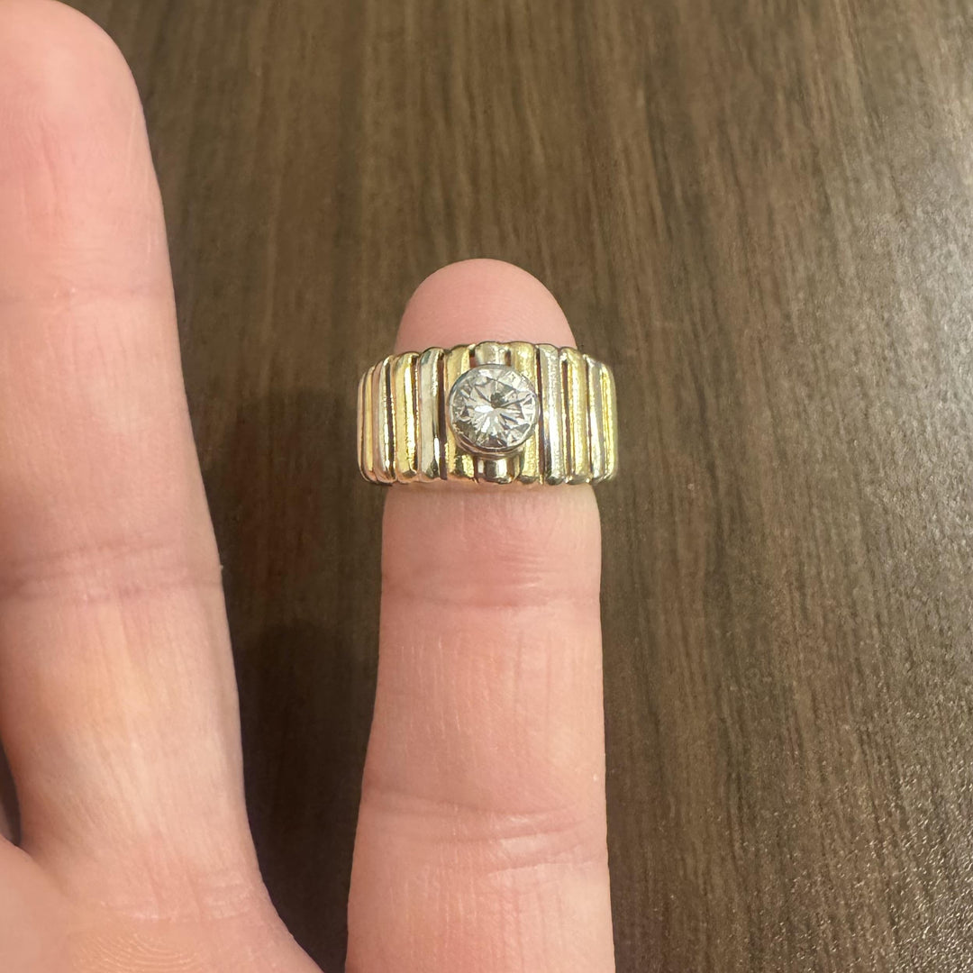 18k Yellow and White Gold 0.30ct Bezel Set Diamond Ladies Ring Size 3