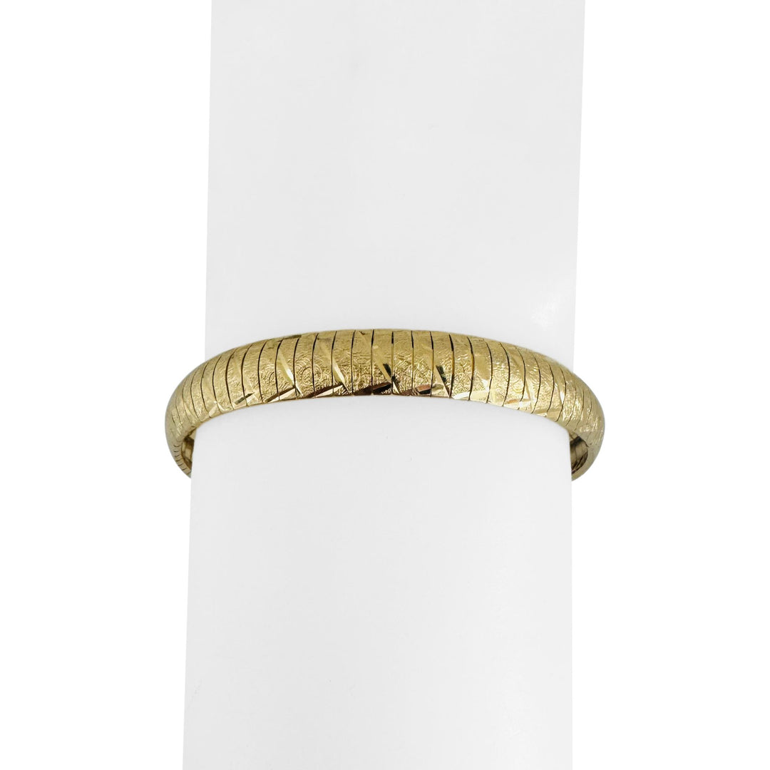 14k Yellow Gold 17.7g Solid Textured Diamond Cut Omega Link Bracelet Italy 7"