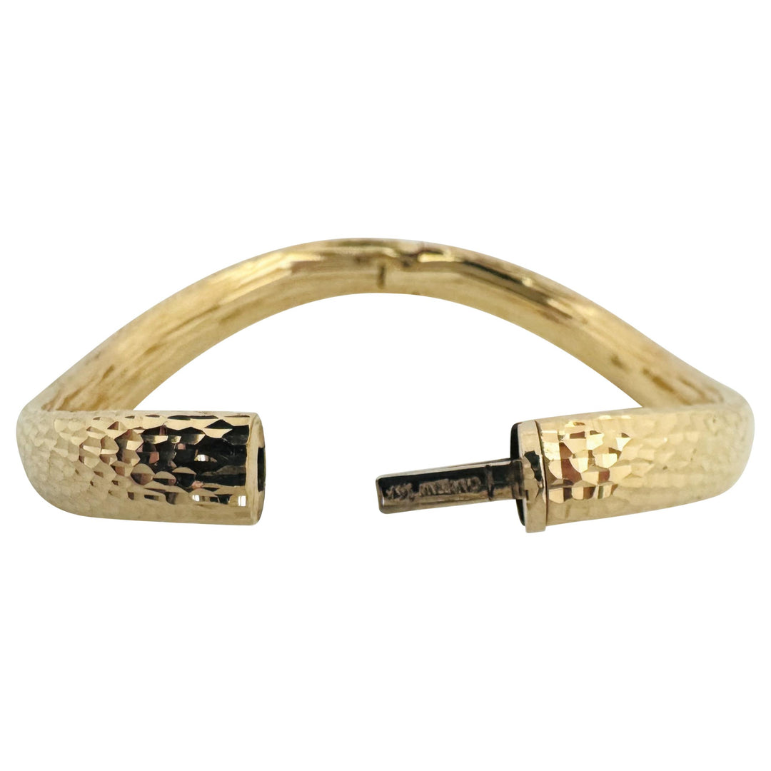14k Yellow Gold 15.8g Ladies Textured Curved Bangle Bracelet Italy 6.75"