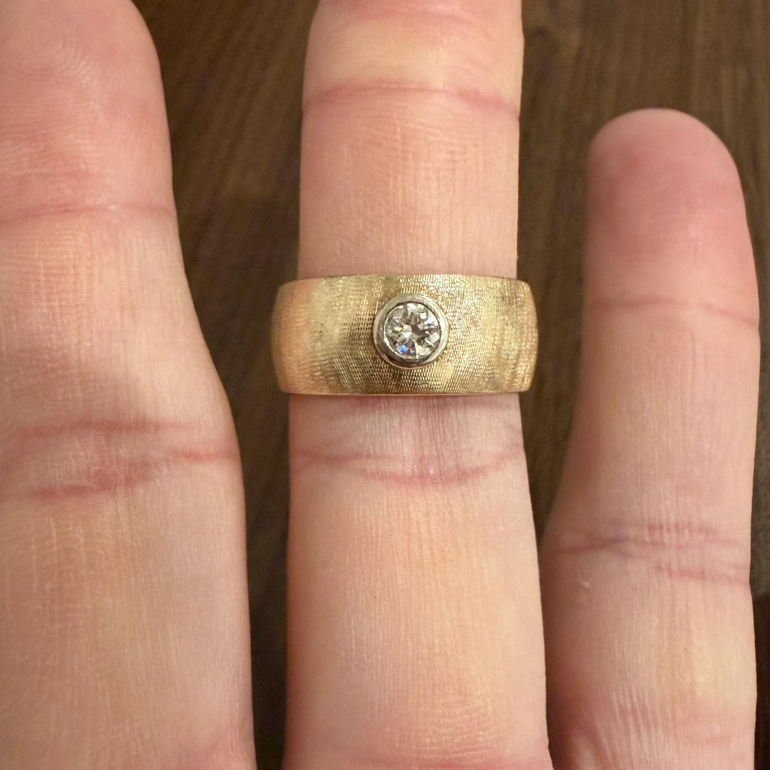 14k Yellow Gold and 0.25ct Diamond Vintage Men's Brushed Finish Ring Size 10.75
