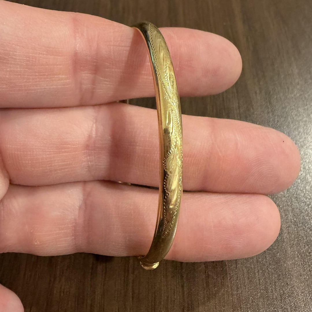 18k Yellow Gold 10.3g Vintage Ladies Floral Bangle Bracelet Italy 7.75"