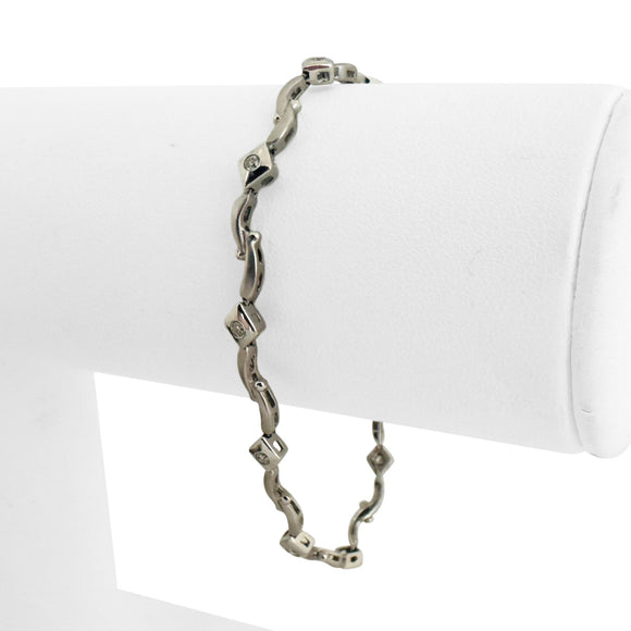 14k White Gold and 0.25cttw Flush Set Diamond Link Bracelet 6.75