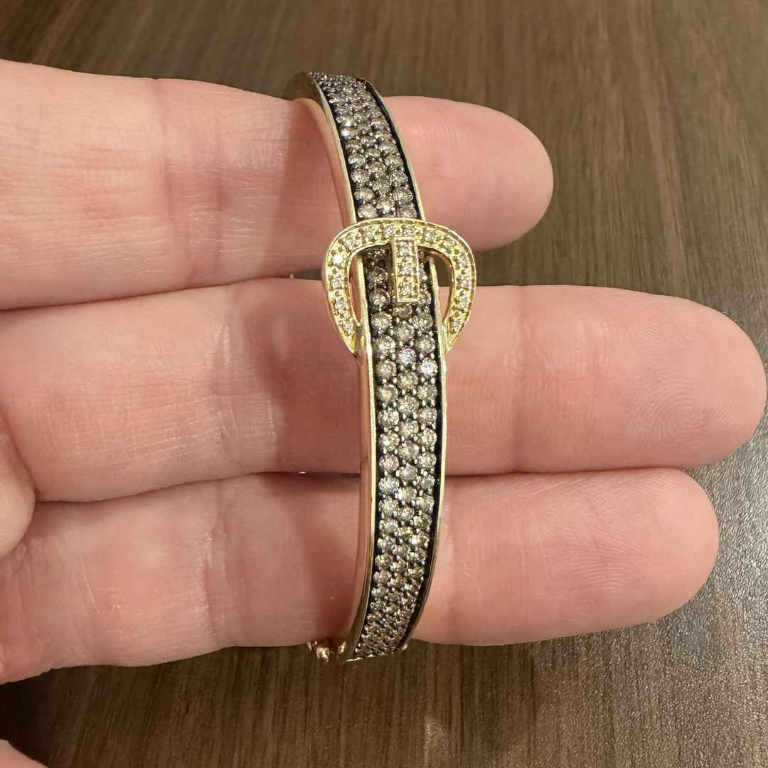 Levian 14k Yellow Gold 1.50cttw Diamond Buckle Bangle Bracelet 6.75"