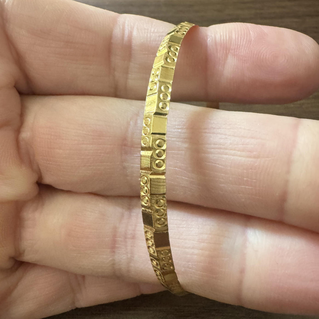 22k Yellow Gold 9.5g Solid Beaded 4.5mm Bangle Bracelet 7.5"