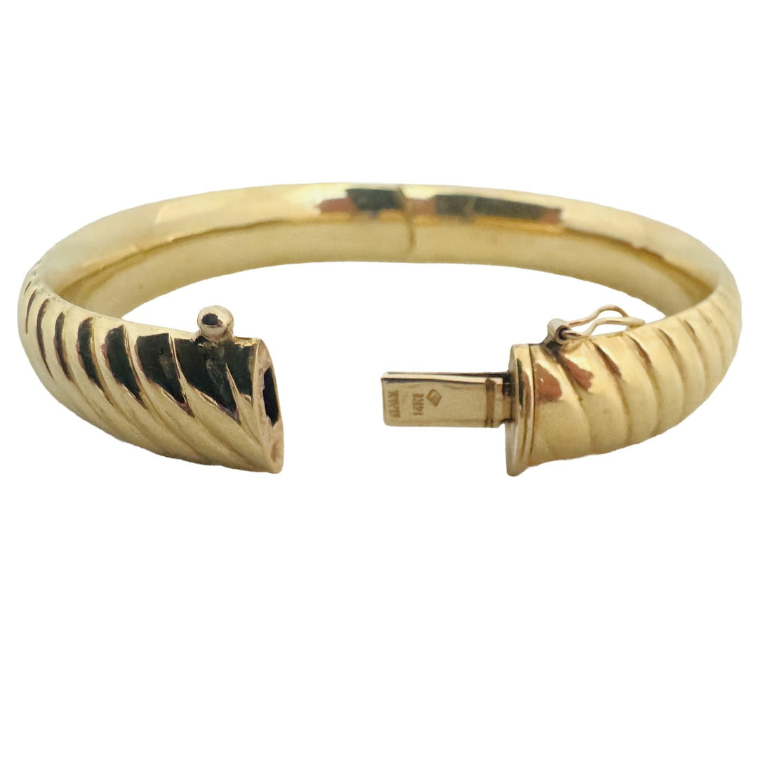 14k Yellow Gold 23g Vintage Ladies Ribbed 11mm Heavy Bangle Bracelet Italy 7"