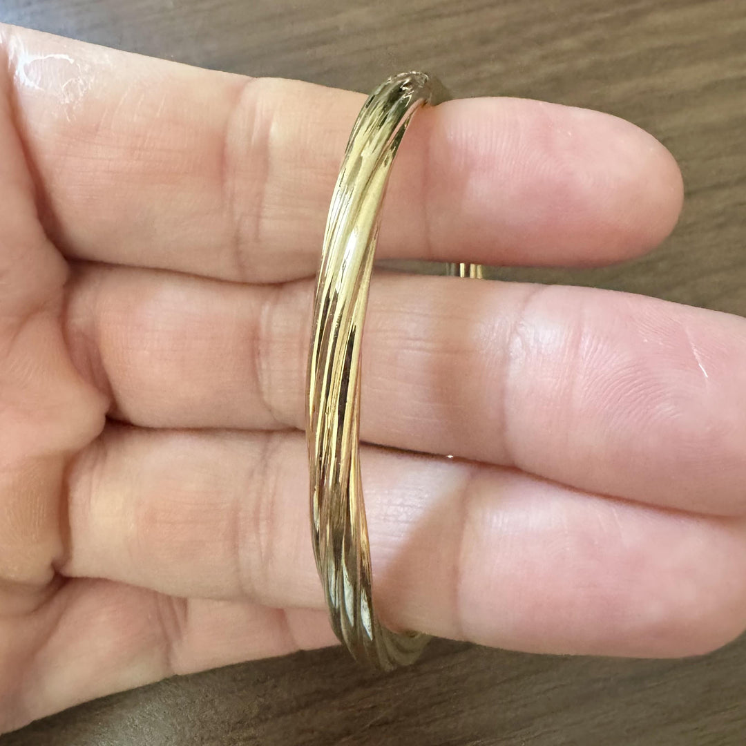 14k Yellow Gold 17.5g Vintage Ladies Twist Spiral Bangle Bracelet Italy 7"