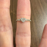 14k White Gold and 0.10cttw Cluster Diamond Heart Ring Size 7