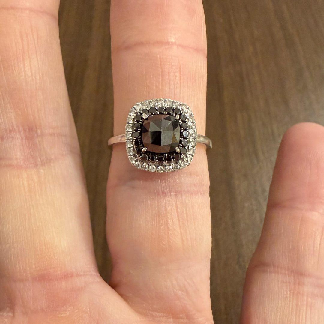14k White Gold 1.45cttw Black and White Diamond Halo Ring Size 8