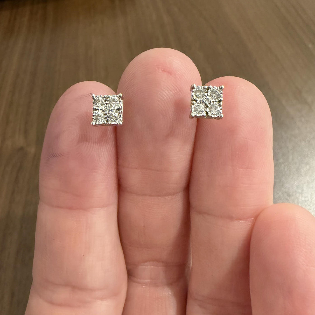 14k White Gold and 0.50cttw Diamond Cluster Square Stud Earrings
